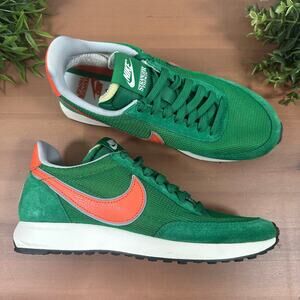Nike Men’s Green & Orange Retro Runner